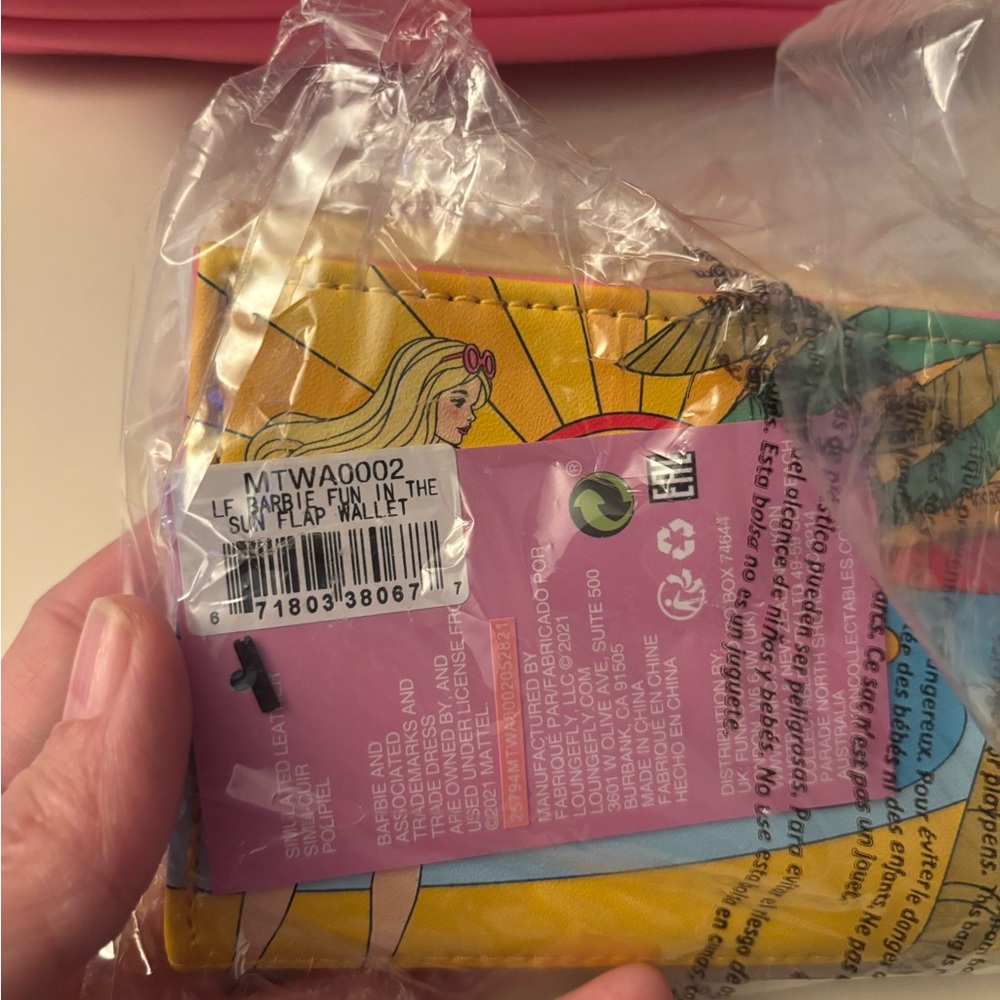 Loungefly RARE BARBIE Colorful Backpack AND MATCHING WALLET - Picture 5 of 5